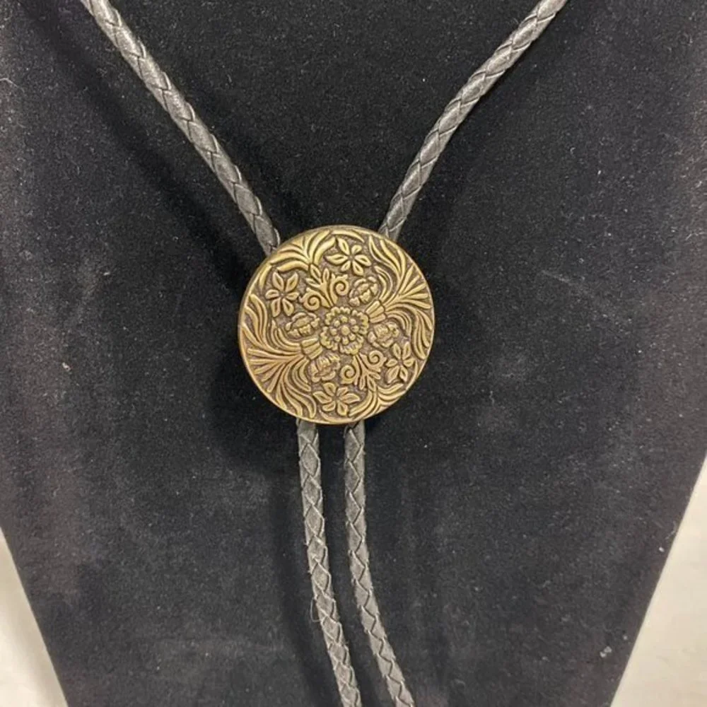 N/A vintage bolo